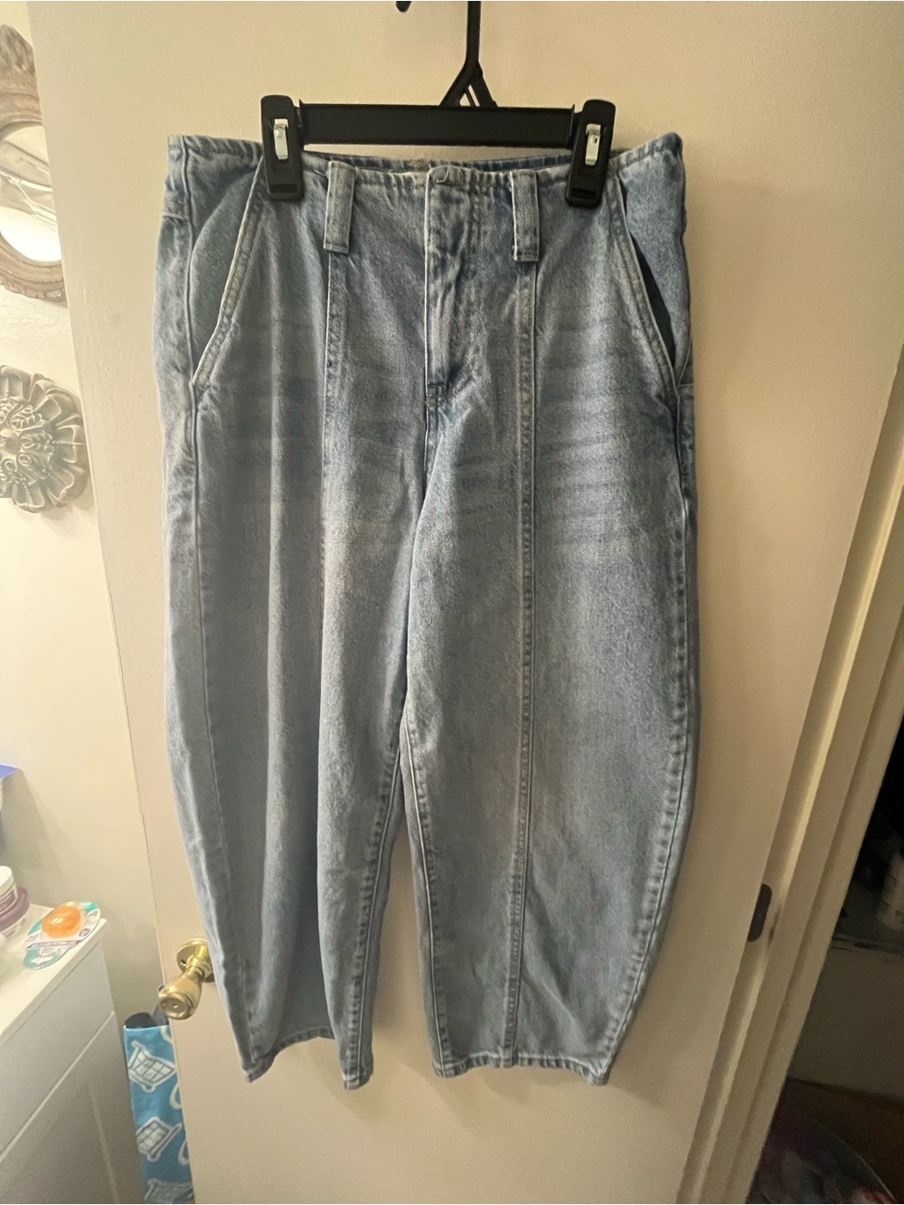 High-Rise Barrel Leg Women’s Jeans — Light Blue - Picture 2 of 5